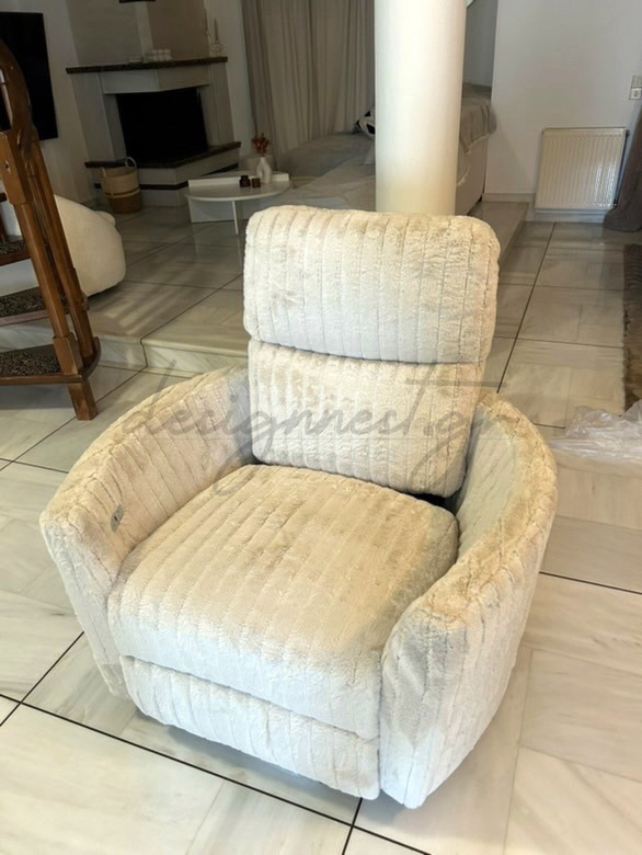 &Phi;&omega;&tau;&omicron;&gamma;&rho;&alpha;&phi;&iota;&epsilon;&sigmaf; &Pi;&epsilon;&lambda;&alpha;&tau;&omega;&nu;